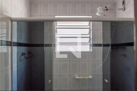 Casa à venda com 230m², 5 quartos e 2 vagas Casa à venda com 230m², 5 quartos e 2 vagasBanheiro 2