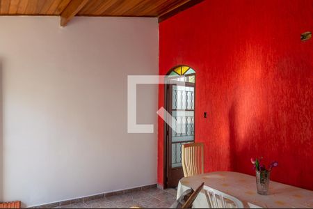 Casa à venda com 230m², 5 quartos e 2 vagas Casa à venda com 230m², 5 quartos e 2 vagasCasa 2 -Sala