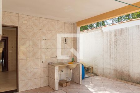 Casa à venda com 230m², 5 quartos e 2 vagas Casa à venda com 230m², 5 quartos e 2 vagasÁrea de Serviço