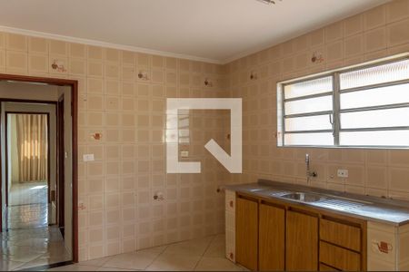 Casa à venda com 230m², 5 quartos e 2 vagas Casa à venda com 230m², 5 quartos e 2 vagasCozinha
