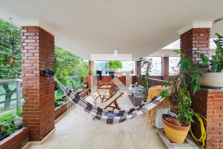 Casa à venda com 170m², 4 quartos e 4 vagas Casa à venda com 170m², 4 quartos e 4 vagasArea de Lazer