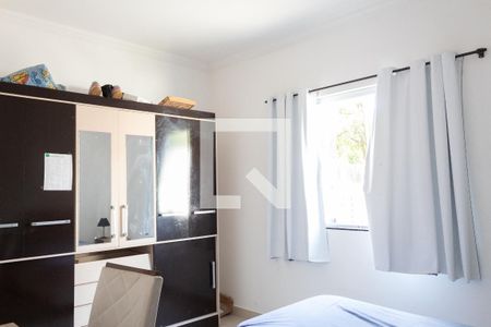 Casa à venda com 224m², 4 quartos e 4 vagas Casa à venda com 224m², 4 quartos e 4 vagasQuarto 2