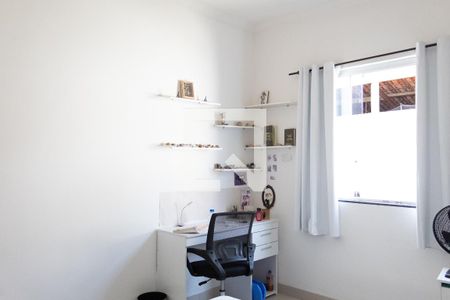 Casa à venda com 224m², 4 quartos e 4 vagas Casa à venda com 224m², 4 quartos e 4 vagasQuarto 3