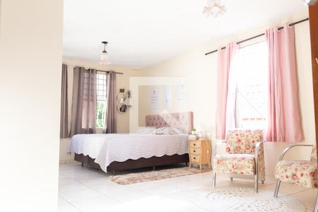 Casa à venda com 224m², 4 quartos e 4 vagas Casa à venda com 224m², 4 quartos e 4 vagasSuíte