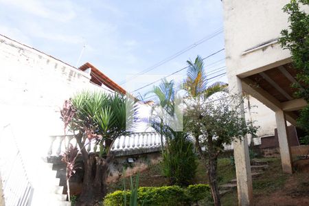 Casa à venda com 224m², 4 quartos e 4 vagas Casa à venda com 224m², 4 quartos e 4 vagasÁrea Externa