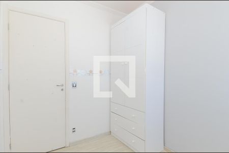 Quarto 1 de apartamento para alugar com 2 quartos, 44m² em Jardim Cocaia, Guarulhos