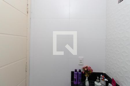 Casa de condomínio à venda com 214m², 3 quartos e 2 vagas Casa de condomínio à venda com 214m², 3 quartos e 2 vagasBanheiro Social