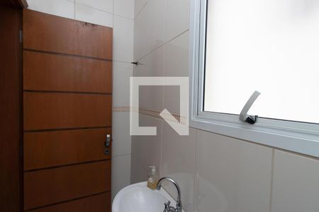 Casa de condomínio à venda com 214m², 3 quartos e 2 vagas Casa de condomínio à venda com 214m², 3 quartos e 2 vagasLavabo 2