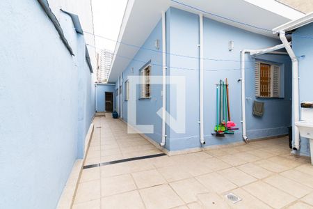 Casa à venda com 194m², 4 quartos e 1 vaga Casa à venda com 194m², 4 quartos e 1 vagaQuintal