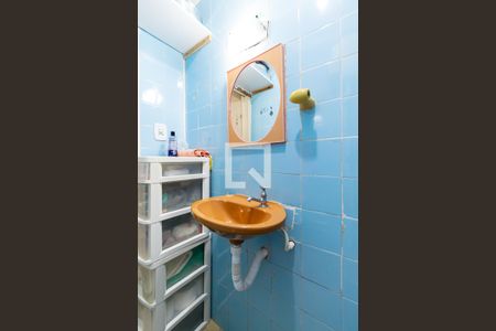 Casa à venda com 194m², 4 quartos e 1 vaga Casa à venda com 194m², 4 quartos e 1 vagaBanheiro/Edícula