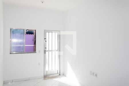 Sala de casa para alugar com 2 quartos, 70m² em Campo Grande, Rio de Janeiro