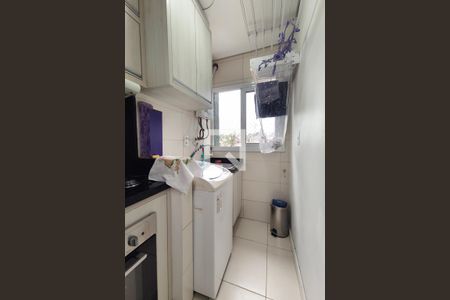 Apartamento à venda com 90m², 3 quartos e 2 vagas Apartamento à venda com 90m², 3 quartos e 2 vagasCozinha e Área de Serviço