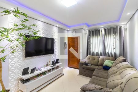 Casa à venda com 136m², 3 quartos e 3 vagas Casa à venda com 136m², 3 quartos e 3 vagasSala