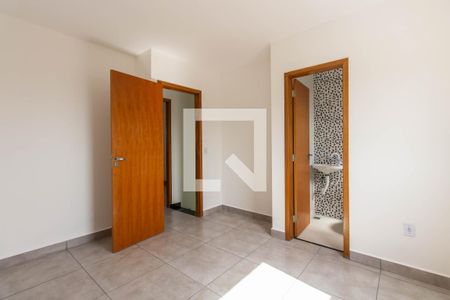 Quarto 1 de casa de condomínio para alugar com 2 quartos, 75m² em Itaquera, São Paulo