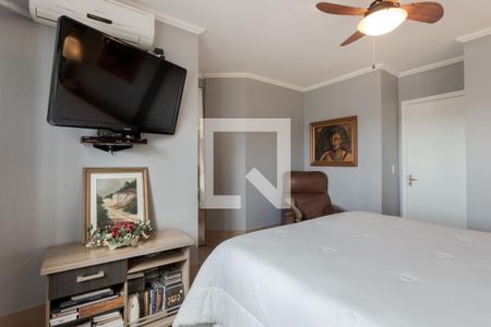 Casa de condomínio à venda com 240m², 4 quartos e 2 vagas Casa de condomínio à venda com 240m², 4 quartos e 2 vagasSuíte 1