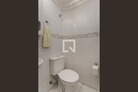 Casa de condomínio à venda com 240m², 4 quartos e 2 vagas Casa de condomínio à venda com 240m², 4 quartos e 2 vagasBanheiro da Suíte 2