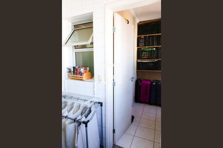 Apartamento à venda com 89m², 3 quartos e 2 vagas Apartamento à venda com 89m², 3 quartos e 2 vagasLavanderia