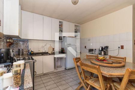 Casa à venda com 260m², 4 quartos e 3 vagasCozinha