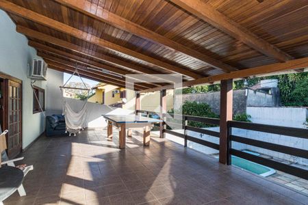 Casa à venda com 260m², 4 quartos e 3 vagasVaranda