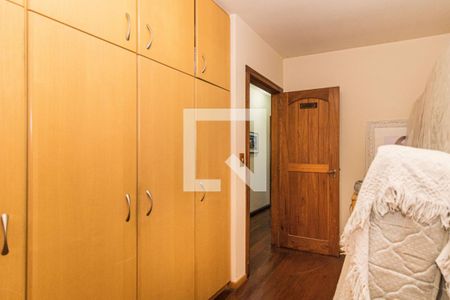 Casa à venda com 260m², 4 quartos e 3 vagasQuarto 2