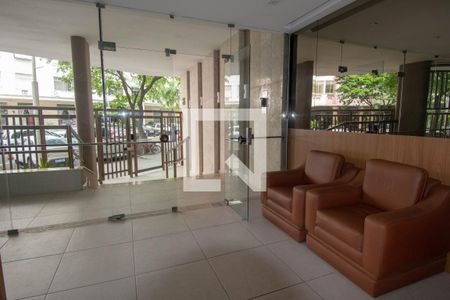 Apartamento à venda com 220m², 4 quartos e 1 vaga Apartamento à venda com 220m², 4 quartos e 1 vagaPortaria