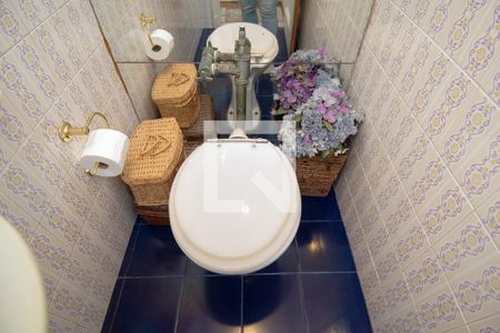 Apartamento à venda com 220m², 4 quartos e 1 vaga Apartamento à venda com 220m², 4 quartos e 1 vagaLavabo