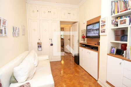 Apartamento à venda com 220m², 4 quartos e 1 vaga Apartamento à venda com 220m², 4 quartos e 1 vagaQuarto 1