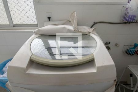 Apartamento à venda com 220m², 4 quartos e 1 vaga Apartamento à venda com 220m², 4 quartos e 1 vagaÁrea de Serviço