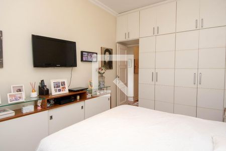 Apartamento à venda com 220m², 4 quartos e 1 vaga Apartamento à venda com 220m², 4 quartos e 1 vagaQuarto 2