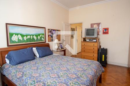 Apartamento à venda com 220m², 4 quartos e 1 vaga Apartamento à venda com 220m², 4 quartos e 1 vagaQuarto 3