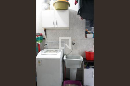 Apartamento à venda com 64m², 2 quartos e sem vaga Apartamento à venda com 64m², 2 quartos e sem vagaÁrea de Serviço