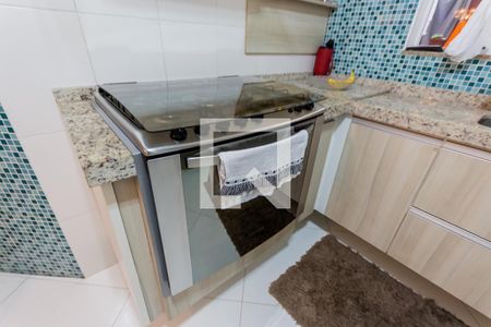 Casa à venda com 200m², 4 quartos e 2 vagasFogão