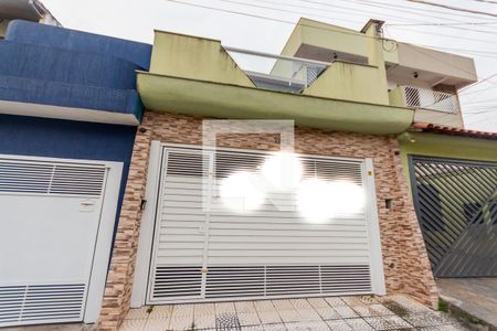 Casa à venda com 200m², 4 quartos e 2 vagasFachada