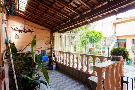 Casa à venda com 180m², 3 quartos e 2 vagas Casa à venda com 180m², 3 quartos e 2 vagasLavanderia