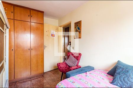 Casa à venda com 180m², 3 quartos e 2 vagas Casa à venda com 180m², 3 quartos e 2 vagasQuarto 2