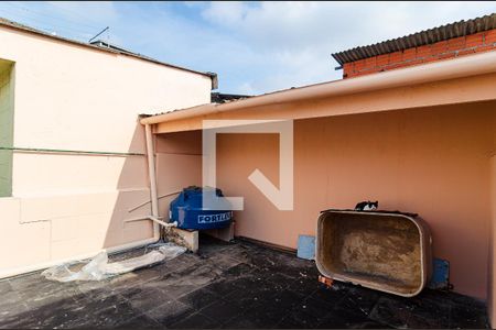 Casa à venda com 180m², 3 quartos e 2 vagas Casa à venda com 180m², 3 quartos e 2 vagasSacada