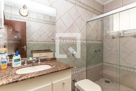 Casa à venda com 742m², 4 quartos e 2 vagas Casa à venda com 742m², 4 quartos e 2 vagasBanheiro da Suíte 3