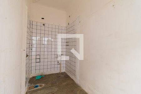 Casa à venda com 180m², 5 quartos e sem vagaBanheiro 2