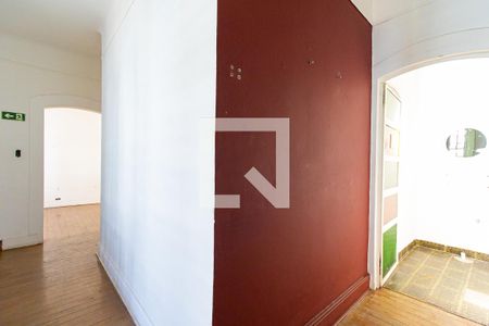 Casa à venda com 180m², 5 quartos e sem vagaSala