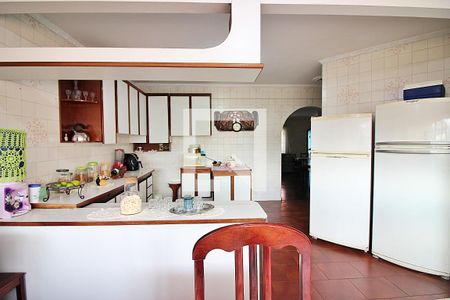 Casa à venda com 372m², 4 quartos e 4 vagasCozinha 1