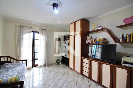 Casa à venda com 372m², 4 quartos e 4 vagasQuarto 2