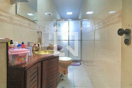 Casa à venda com 152m², 2 quartos e 1 vagaBanheiro