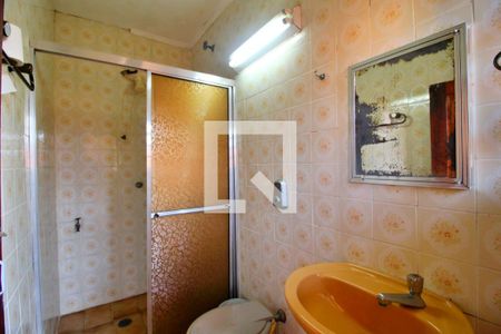 Casa à venda com 148m², 4 quartos e 5 vagasBanheiro 2