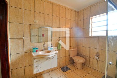 Casa à venda com 148m², 4 quartos e 5 vagasBanheiro 1