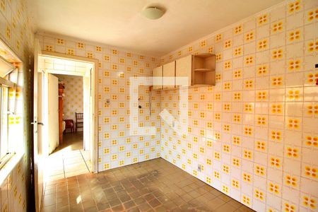 Casa à venda com 148m², 4 quartos e 5 vagasCozinha 2 