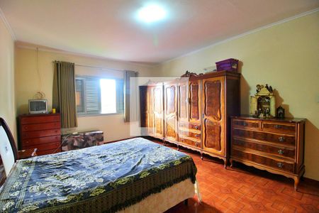 Casa à venda com 148m², 4 quartos e 5 vagasQuarto Suíte