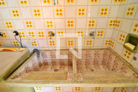 Casa à venda com 148m², 4 quartos e 5 vagasÁrea de Serviço