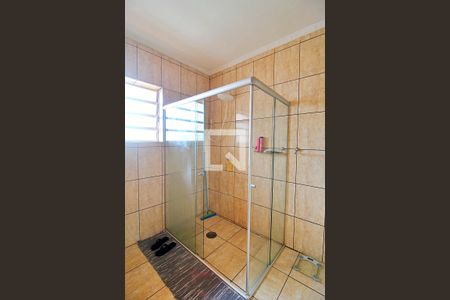 Casa à venda com 148m², 4 quartos e 5 vagasBanheiro 1