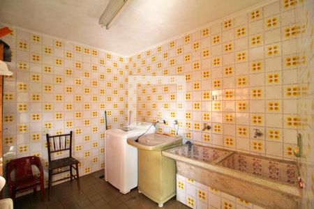 Casa à venda com 148m², 4 quartos e 5 vagasÁrea de Serviço