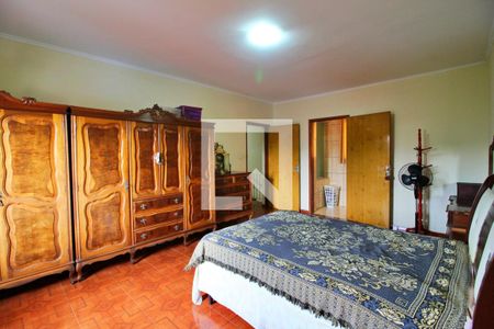 Casa à venda com 148m², 4 quartos e 5 vagasQuarto Suíte